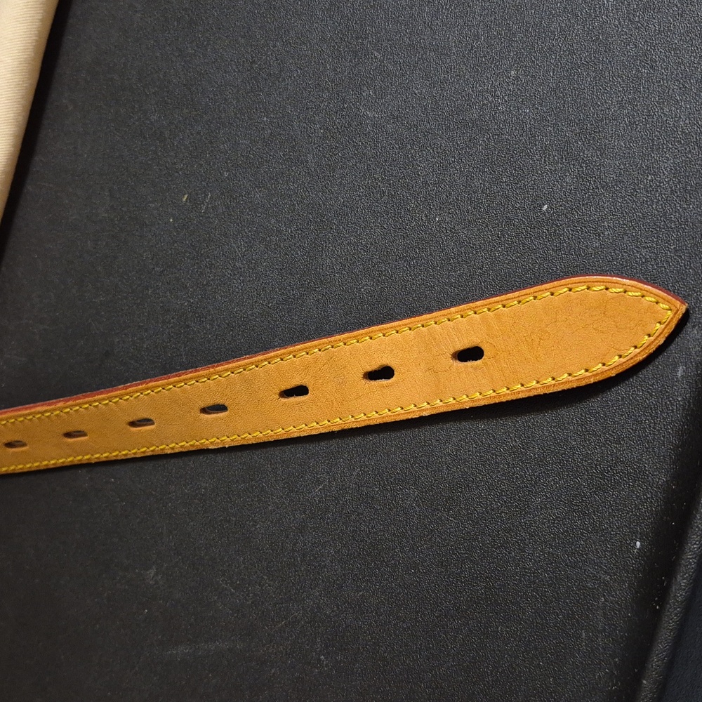 Louis Vuitton Tan Leather Strap with Gold Hardware - Picture 6 of 16